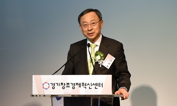 황창규 KT 회장 “글로벌 1등, 먼 미래 아니다”