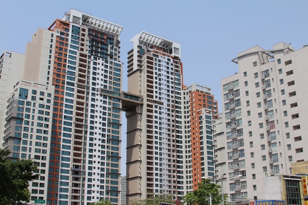 3월 전국 미분양 5만4천여5호…전월비 2.3%↓