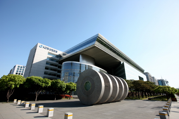 산업은행 "자본확충은 조선업 구조조정 상황따라 결정"