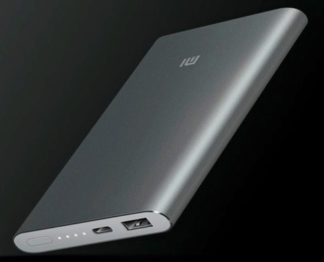 샤오미 신형 10000mAh 보조배터리.