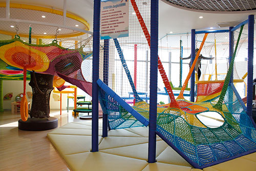 ‘더플레이’ 中 청도점 100일 기념 랜덤박스 감사 이벤트