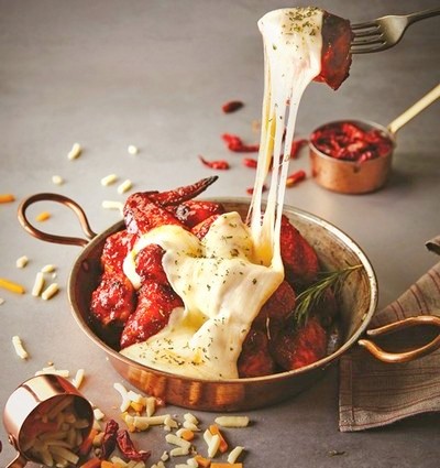 굽네 볼케이노 모짜렐라 치즈.