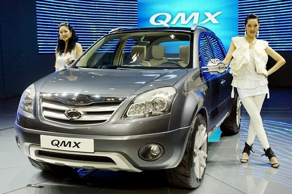 QM5는 2007년 상반기 서울모터쇼를 통해 QMX로 선보였다. 정수남 기자