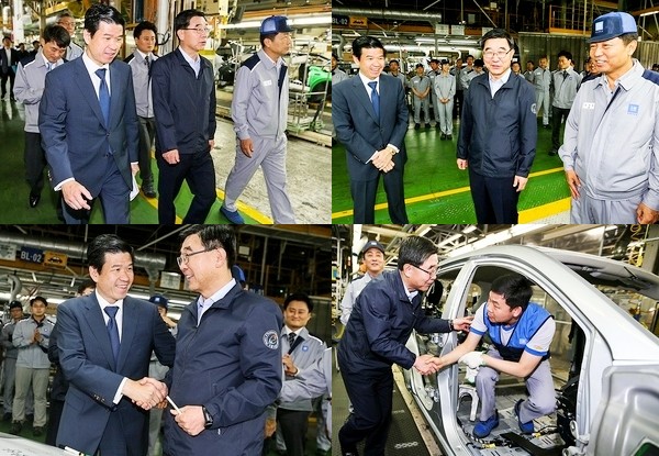 이기권 고용노동부 장관이 국내 대표적인 상생 노사 문화를 구축한 한국GM 인천 부평 본사와 공장을 최근 깜짝 방문했다. 이 장관은 제임스 김 한국GM 사장의 안내로 본사와 디자인센터, 공장 등을 차례로 들러보면서 회사의 이모 저모와 노사 화합에 대한 이야기를 들었다.아울러 이 장관은 지난달 출시된 이후 시장의 폭발적인 인기로 판매 고공 행진을 지속하고 있는 쉐보레 신형 말리부의 생산 라인을 둘러보고 임직원들을 격려하는 한편, 한국GM 노사의 생생 문화에 대해서도 경청했다.(위 왼쪽부터 시계방향)이기권(앞줄 가운데) 장관이 제임스 김(앞줄 왼쪽) 사장의 안내로 말리부 생산라인으로 향하고 있다. 이 장관이 현장 근로자로부터 공장과 신형 말리부 생산 현황에 대해 듣고있다. 이 장관이 말리부 조립 라인에서 일하고 있는 직원을 격려하고, 신형 말리부 앞에서 김 사장과 악수를 나누고 있다.
