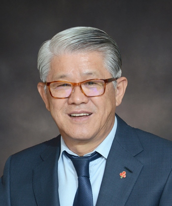 최신원 SK네트웍스 회장.