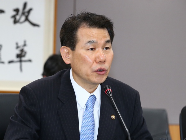 금융위원회 정은보 부위원장이 15일 열린 MSCI 시장점검회의에서 모두 발언을 하고 있다./제공=금융위원회