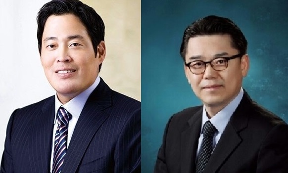 (좌측부터) 신세계그룹 정용진 부회장과 하이트진로 김인규 대표.