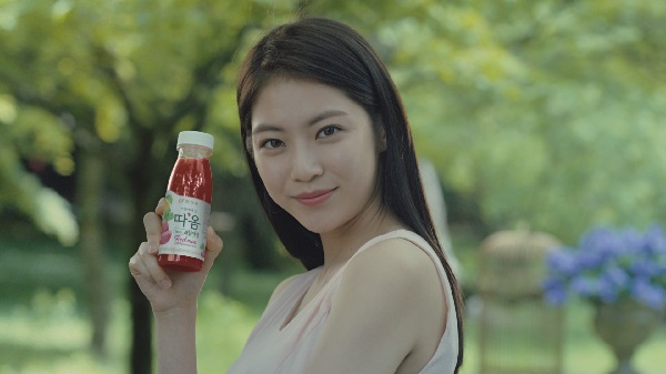 빙그레 따옴 모델 공승연. 빙그레 제공