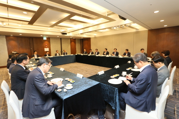 진웅섭, ISA 과당경쟁 자제 "내부통제 확고히"