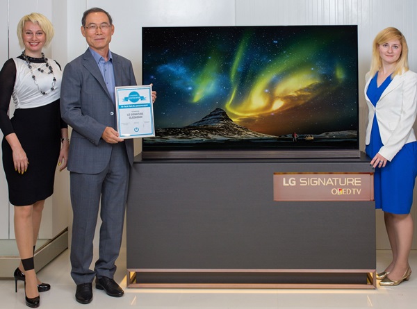 LG 시그니처 올레드 TV, 러시아서 ‘추천제품’ 선정