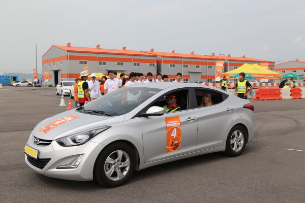 한화손보 ‘초보면허 대학생, 안전운전 대회’