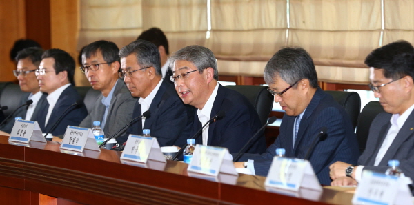 29일 서울 여의도 금융투자협회에서 개최된 제6차 금융개혁 추진위원회에서 임종룡 금융위원장이 모두발언을 하고 있다. 사진=금융위원회