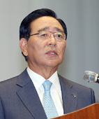 ▲ 한동우 신한금융지주 회장