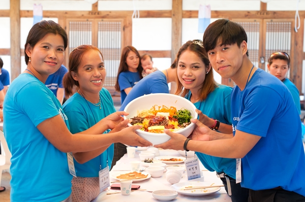 전북은행장학문화재단, 다문화가정 한국문화투어 실시