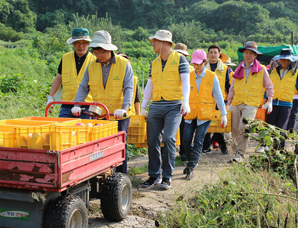 농협, 추석 명절 농산물수확 지원