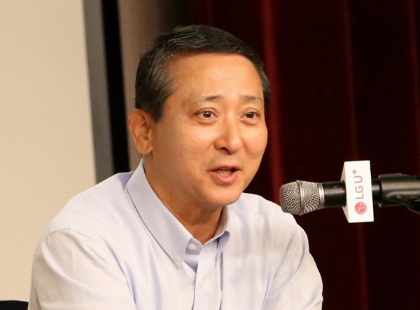 권영수 LGU+ 부회장, “1등 DNA 살려 이룰 것”