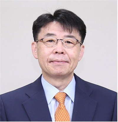 △김윤영 초대 서민금융진흥원장./사진제공=금융위원회