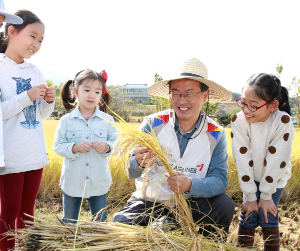 아시아나항공, ‘1사-1촌’ 사회공헌 진행