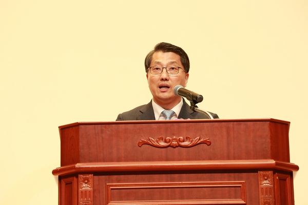 진웅섭 금융감독원장.