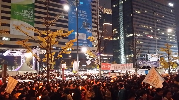 100만 촛불이 한자리에, 박근혜 퇴진 요구