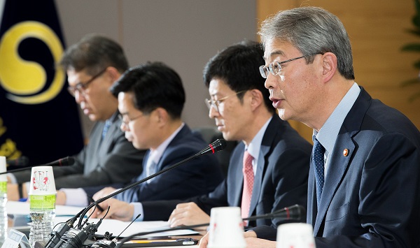 임종룡 "금리인상 선제적 대응…서민금융 지원체계 구축"