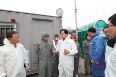 김병원 농협중앙회장, AI 방역 현장 긴급방문