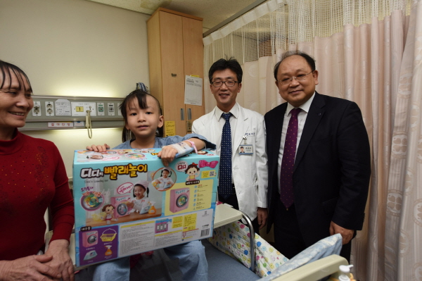 효성, 뇌성마비 어린이 치료 지원