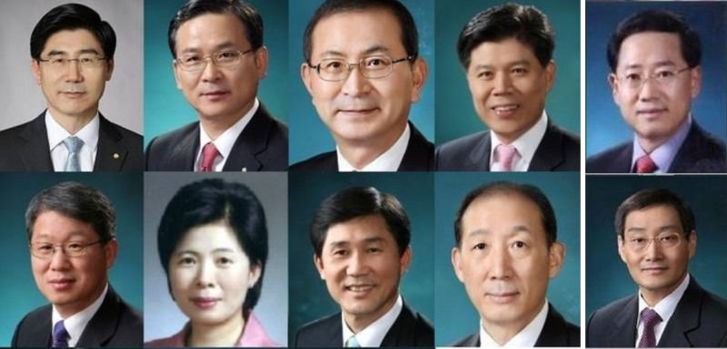 △(좌측 첫 번째부터)이광구 우리은행장, 이동건 우리은행 수석부행장, 김병효 전 우리PE사장, 김승규 전 우리금융지주 부사장, 이영태 전 우리금융저축은행장, 김양진 전 우리은행 수석부행장, 오순명 전 우리모기지 사장, 윤상구 전 우리은행 부행장, 이경희 전 우리펀드서비스 사장, 조용흥 전 우리아메리카 은행장