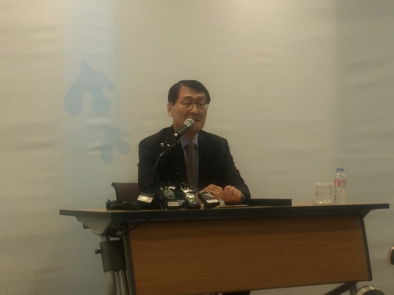 위성호 행장 "신한 최초 행원 출신 회장-행장 듀오라 뿌듯"