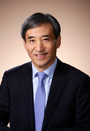 △이주열 한국은행 총재(사진) 탄핵 발표 이후인 10일 오후 금융 시장 점검회의에 나설 것으로 알려졌다