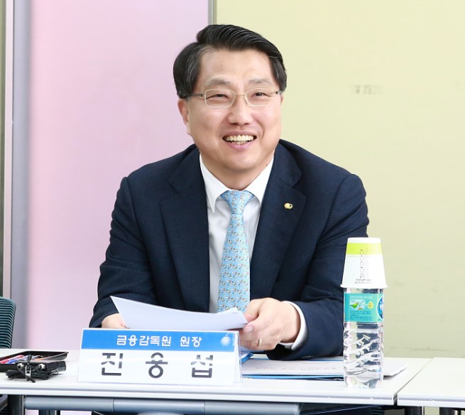 진웅섭 금융감독원장.
