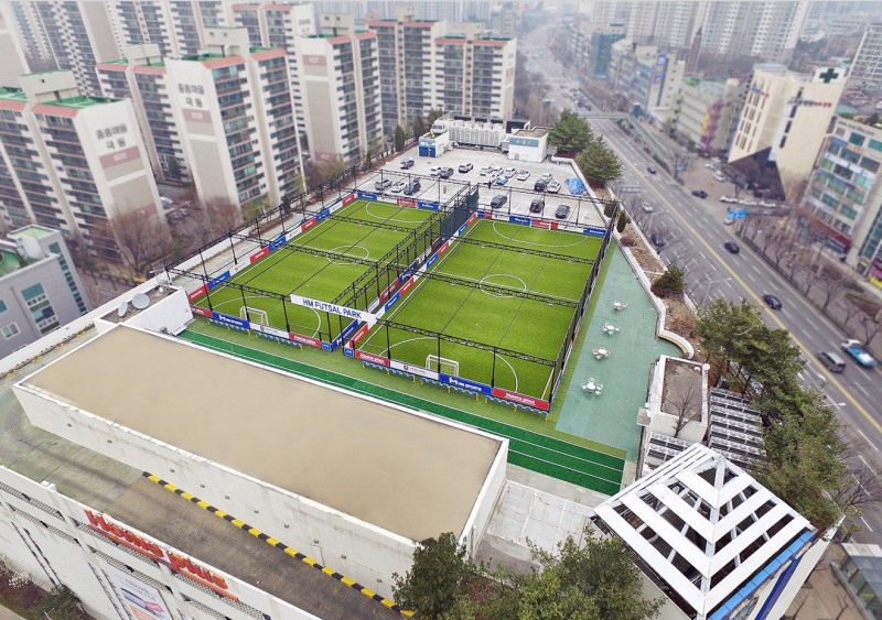 홈플러스, 옥상에 풋살장 확대…일산점·부천중동점 추가