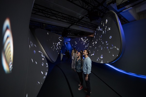 갤럭시S8, 밀라노서 디자인 철학 공개