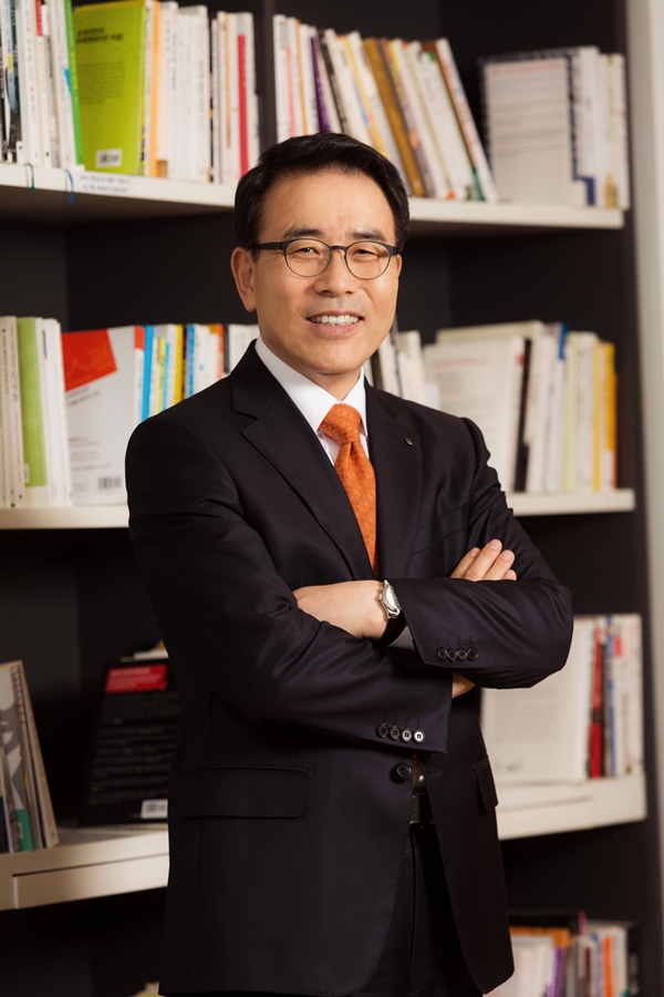 조용병 회장, 4차 산업혁명 대비 '디지털신한' 박차