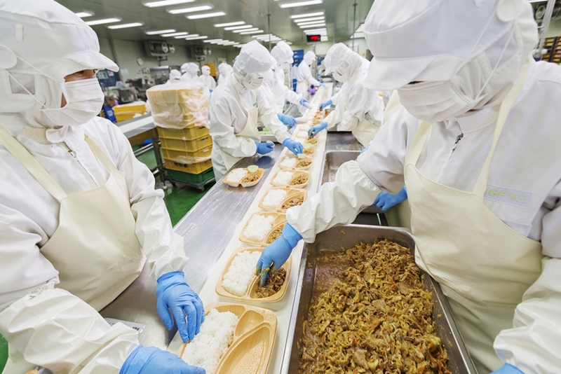 CU 간편식품 제조과정.BGF리테일 제공