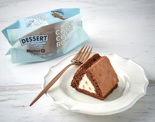 오리온 마켓오 디저트 ‘생크림치즈롤’.오리온 제공