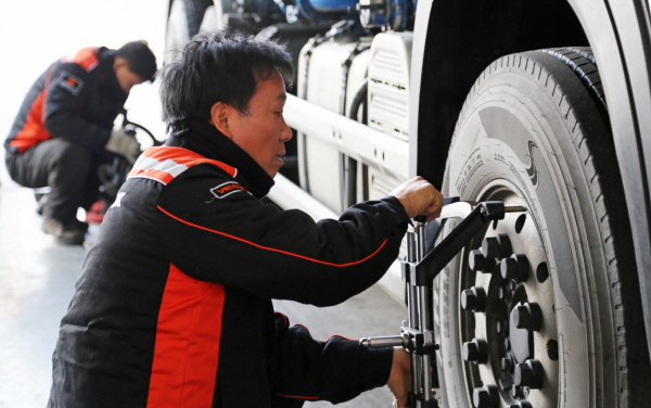 한국타이어 '고속도로 무상점검' 서비스 실시