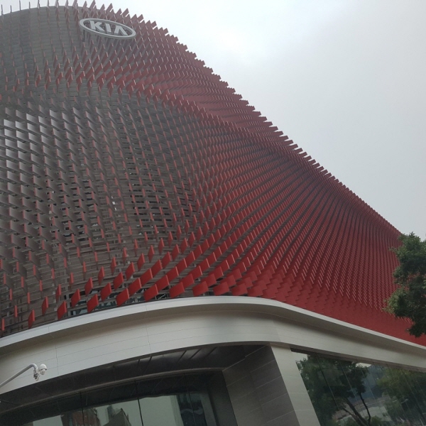 △ 기아자동차 압구정 대리점에 위치한 브랜드 체험관 'BEAT 360'.