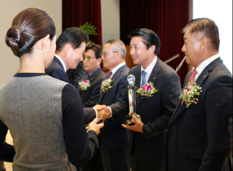 안양축산농협 상호예수금 1조원탑 수상