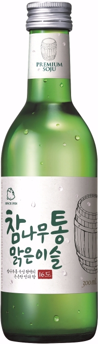 참나무통 맑은이슬. 하이트진로 제공