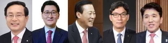왼쪽부터 손태승 우리은행장, 위성호 신한은행장, 김도진 IBK기업은행장, 이대훈 NH농협은행장, 함영주 KEB하나은행장 / 사진제공= 각행