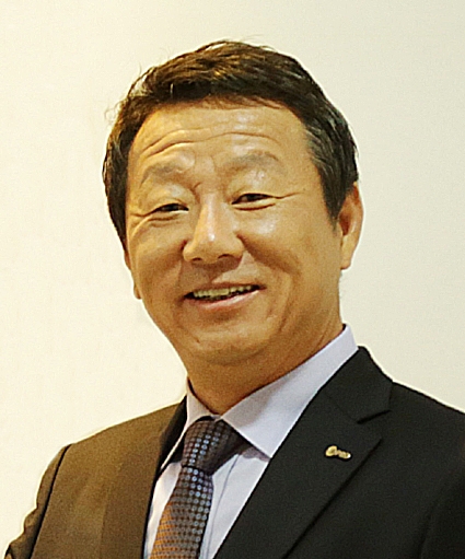 ▲사진: 최윤 아프로서비스그룹 회장