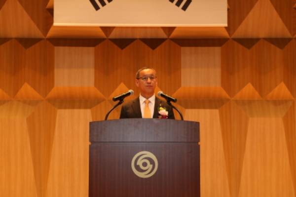 김혁규 한국감정원 신임 원장이 26일 취임사를 하고 있다. 사진=한국감정원.