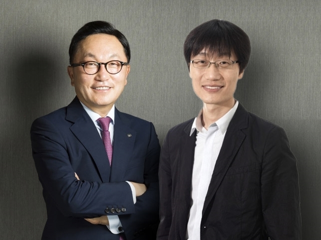 박현주 미래에셋그룹 회장(왼쪽)과 이해진 네이버 글로벌투자책임자(GIO)