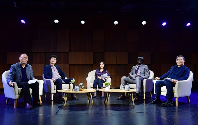 오는 13일 첫 방송을 앞두고 있는 ‘안젤라의 올어바웃 아프리카’출연진 (제공=쿠키건강TV)