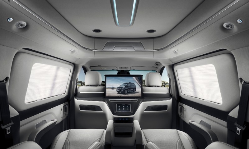 △더 뉴 그랜드 스타렉스 리무진 6인승 내장 이미지