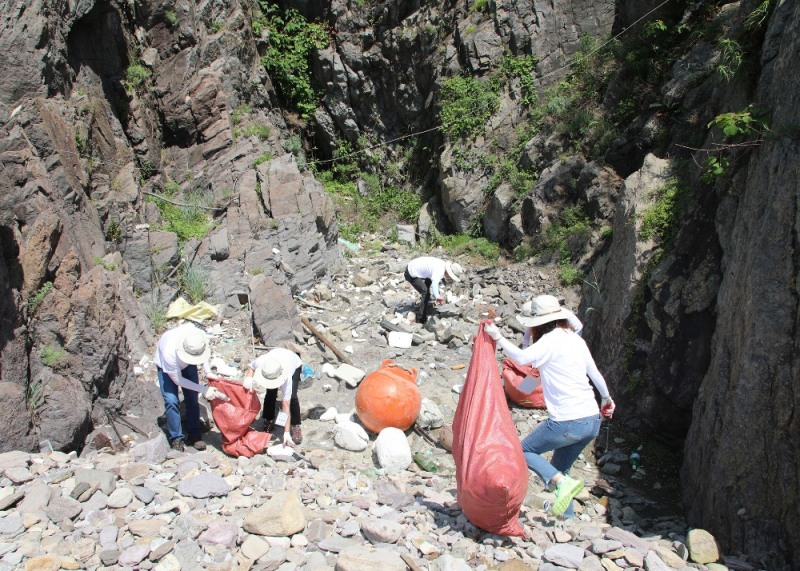 Sh수협은행, 전국 해안 정화 활동 펼쳐