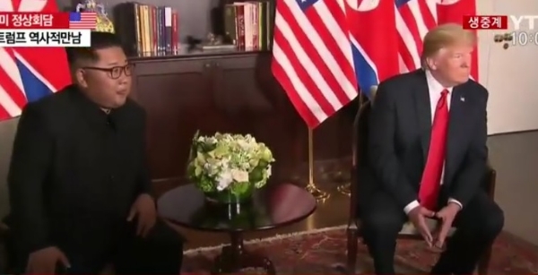 북미정상회담 전 모두발언을 하고 있는 도널드 트럼프 미국 대통령(사진 오른쪽)과 김정은 북한 국무위원장(사진 왼쪽). / 사진=YTN캡쳐.