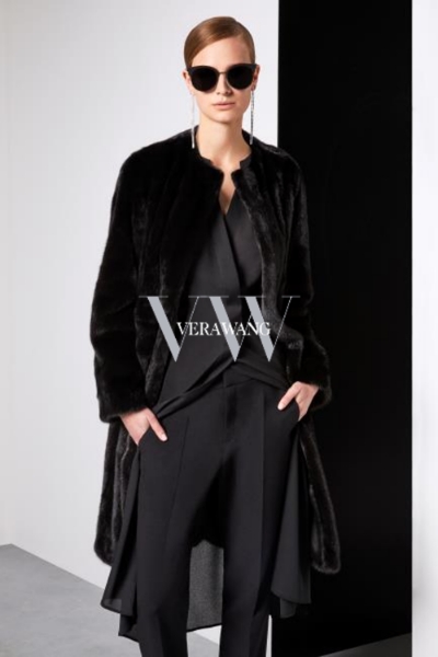 VW베라왕 모가도르 밍크 풀스킨 롱코트. CJ ENM 제공