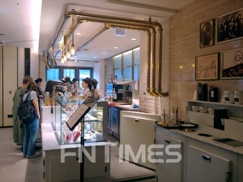 스타라운지 내 길리안 초콜렛 카페. 신미진기자